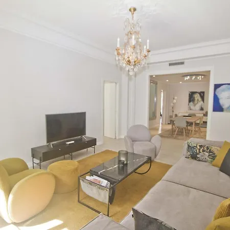 Luxury With Sea View Next To Negresco