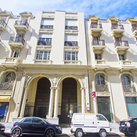 Luxury With Sea View Next To Negresco